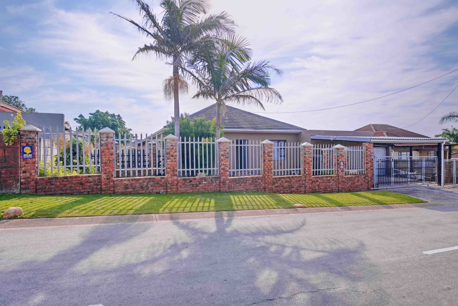 3 Bedroom Property for Sale in Heuwelkruin Eastern Cape